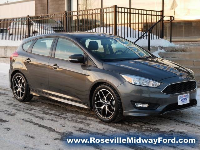 Used 2016 Ford Focus SE with VIN 1FADP3K23GL282131 for sale in Roseville, Minnesota