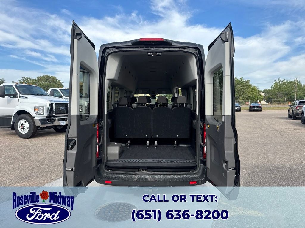 2025 Ford Transit-350 XLT 15 Passenger