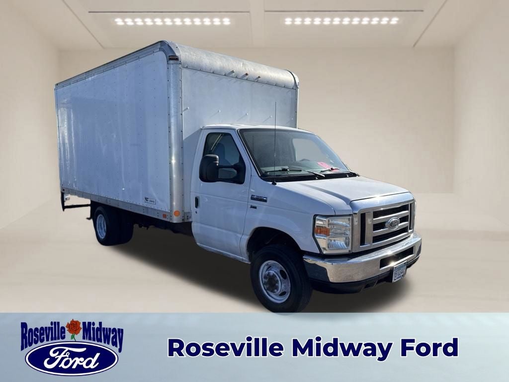 2011 Ford E-350SD Base Cutaway