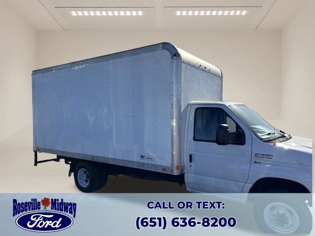 2011 Ford E-350SD Base Cutaway