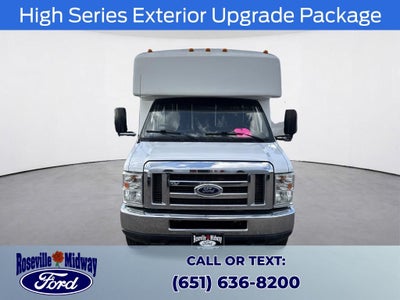 2015 Ford E-450SD Base 15 passenger bus