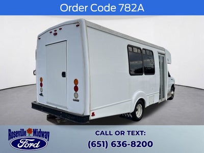 2015 Ford E-450SD Base 15 passenger bus