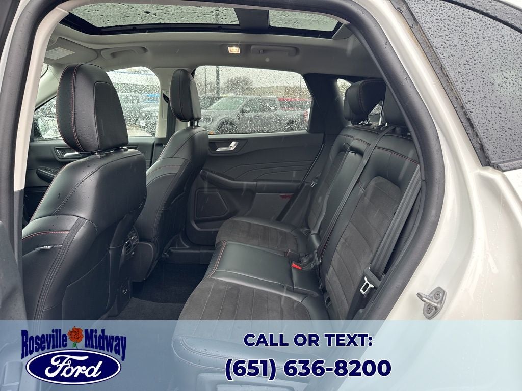 2022 Ford Escape SEL Stealth AWD Package
