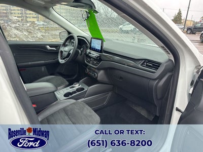 2022 Ford Escape SEL Stealth AWD Package