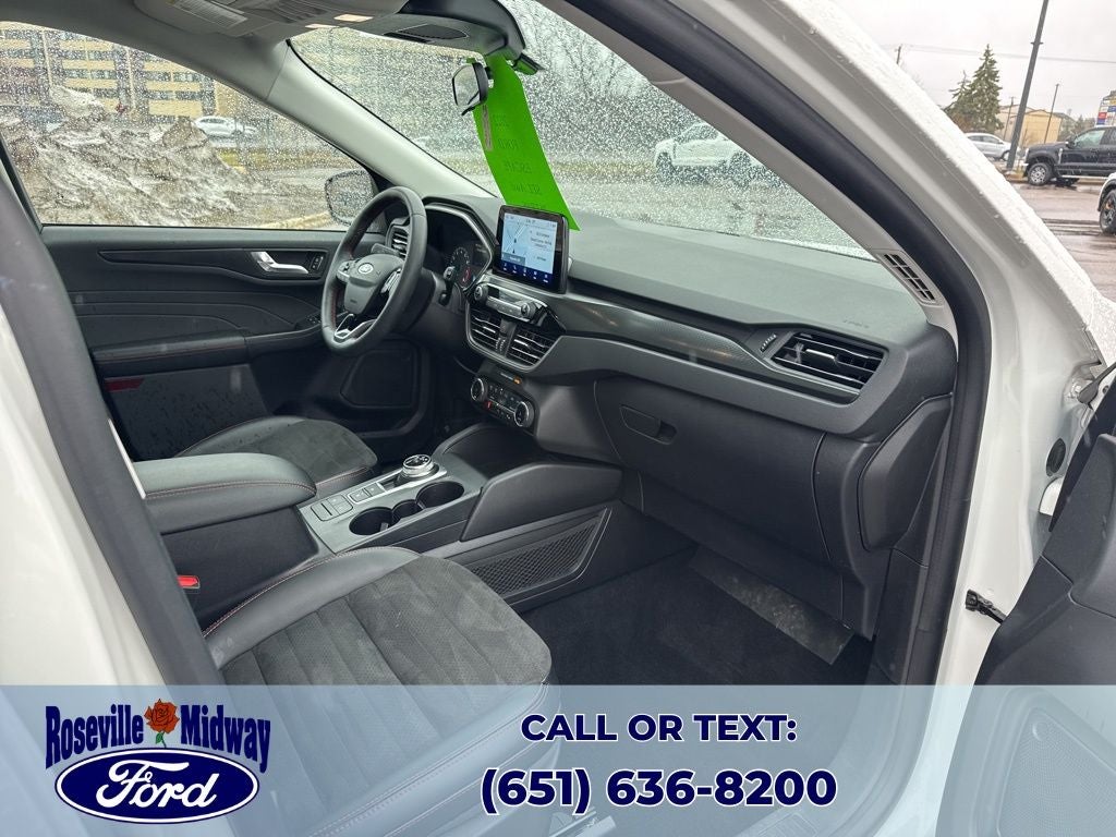 2022 Ford Escape SEL Stealth AWD Package