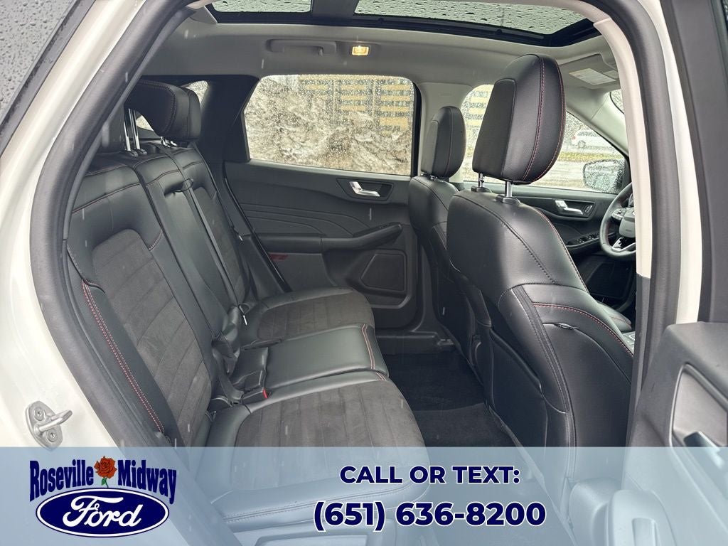 2022 Ford Escape SEL Stealth AWD Package