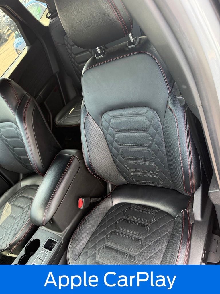 2024 Ford Escape ST-Line Elite