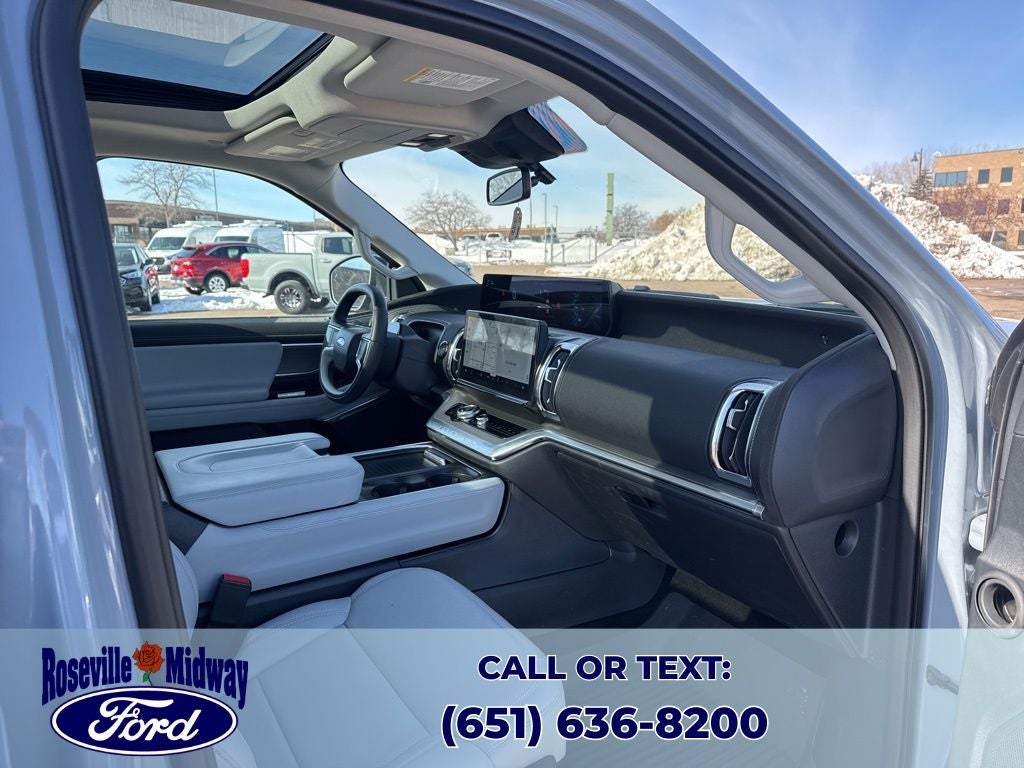 2025 Ford Expedition Platinum