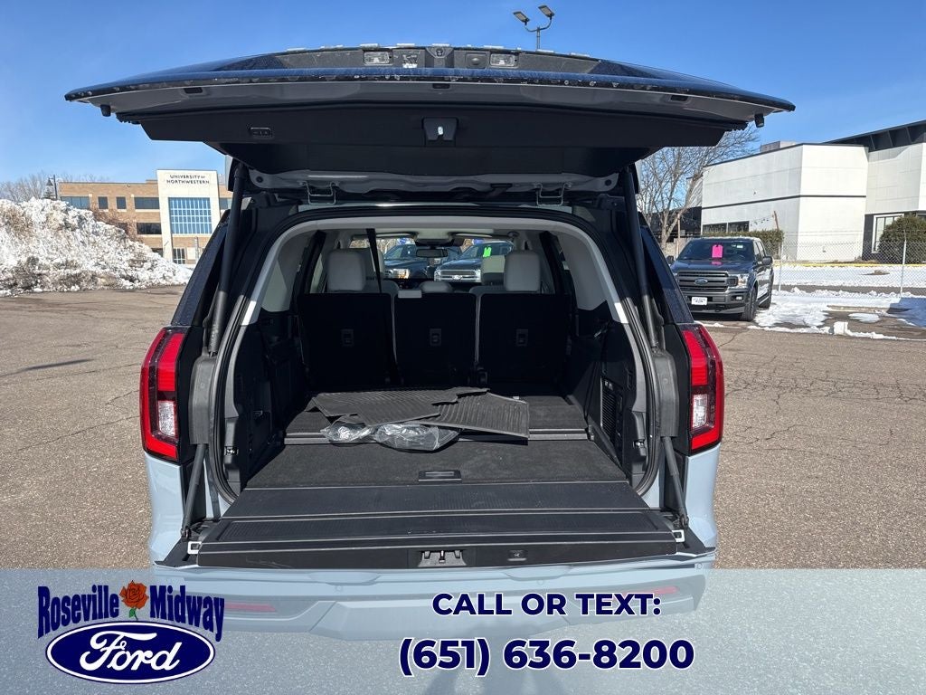 2025 Ford Expedition Platinum