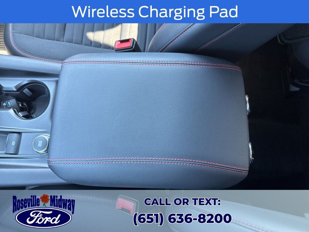 2025 Ford Explorer ST-Line Street Pack