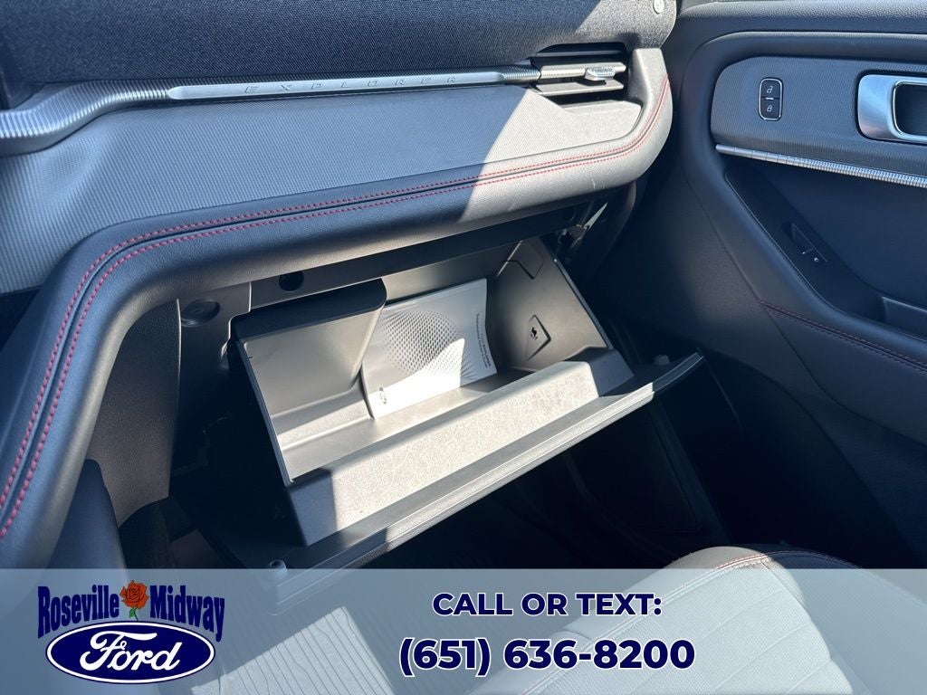 2025 Ford Explorer ST-Line Street Pack