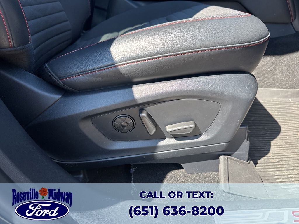 2025 Ford Explorer ST-Line Street Pack