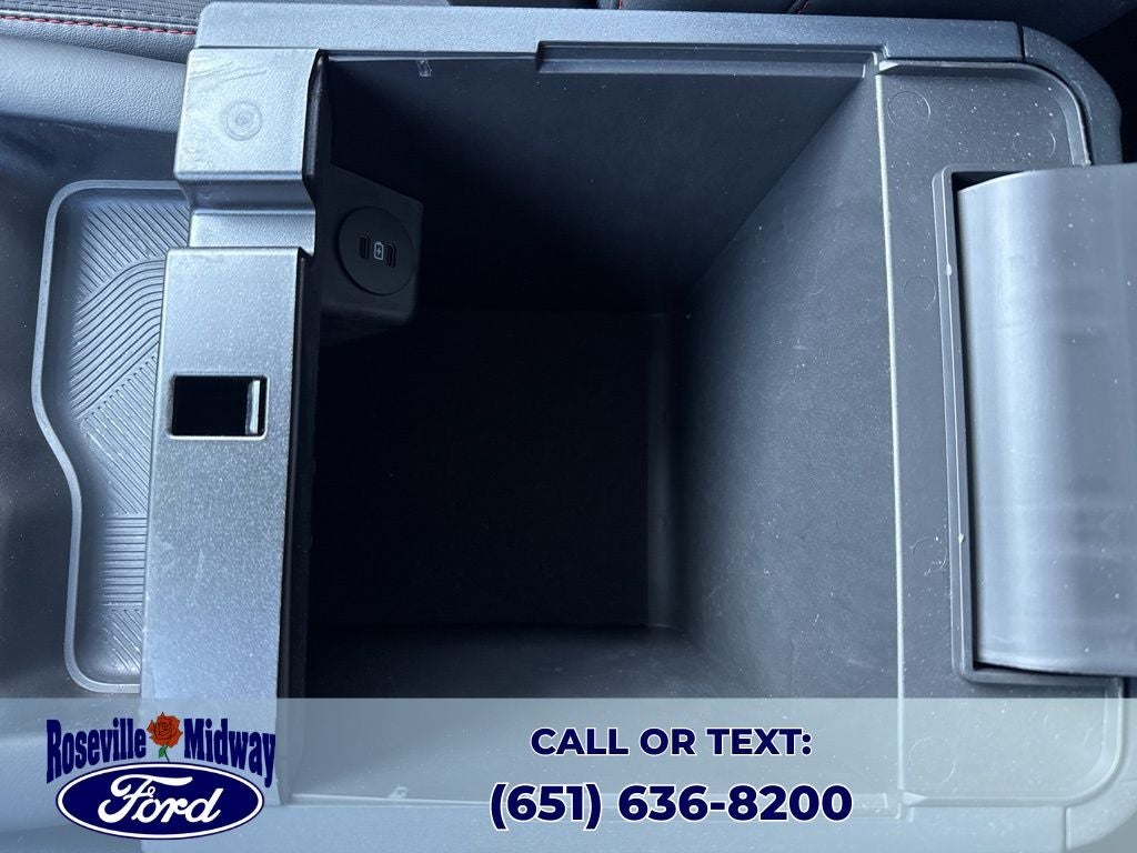 2025 Ford Explorer ST-Line Street Pack