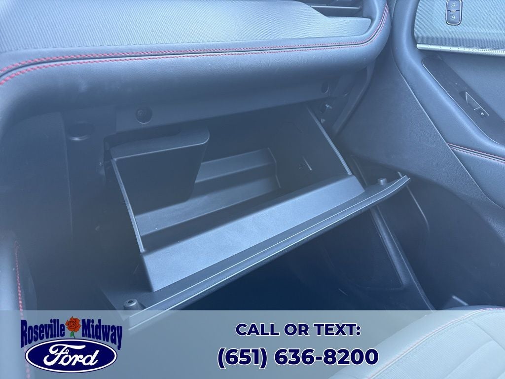 2025 Ford Explorer ST-Line Street Pack