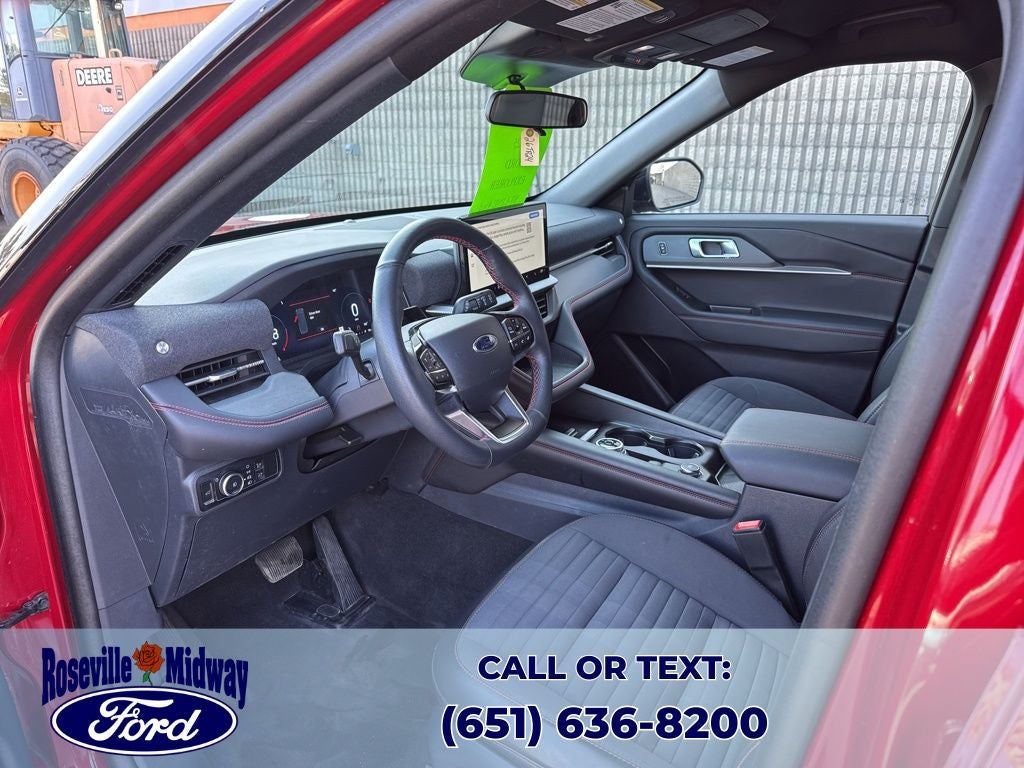 2025 Ford Explorer ST-Line Street Pack