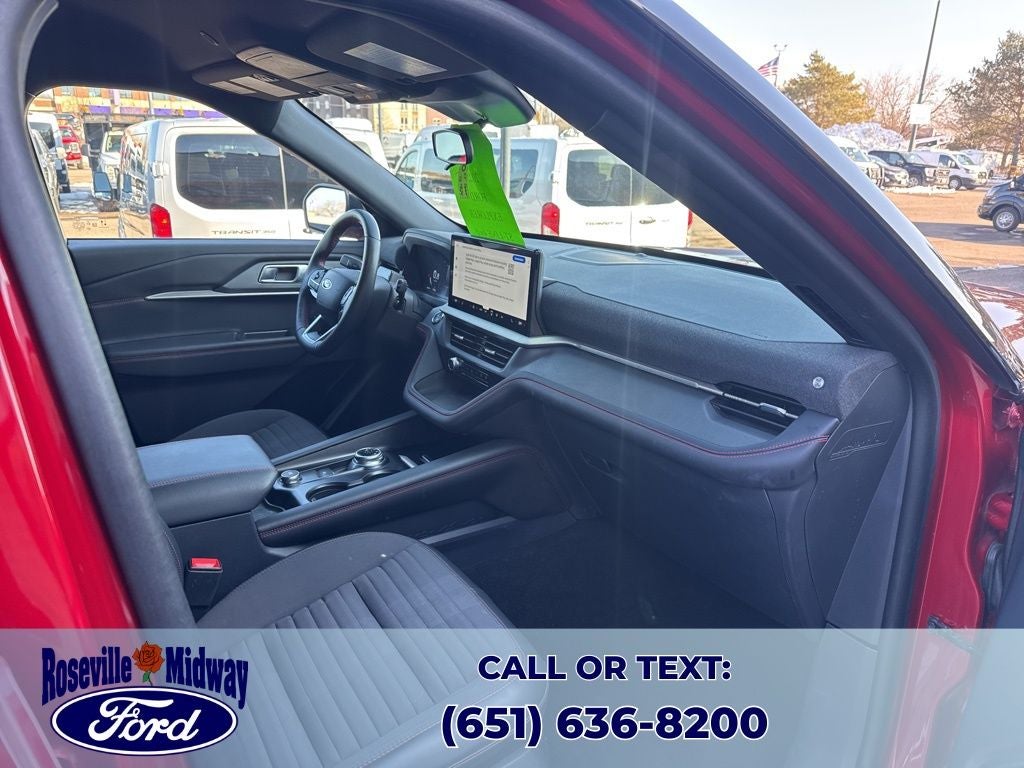 2025 Ford Explorer ST-Line Street Pack