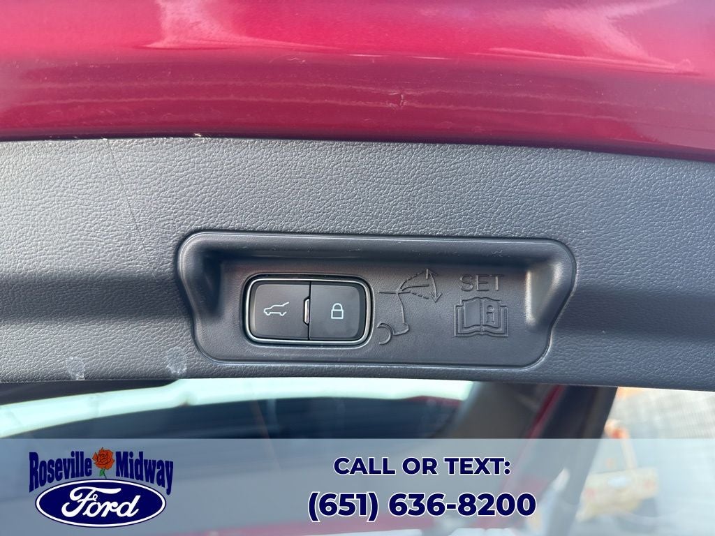 2025 Ford Explorer ST-Line Street Pack