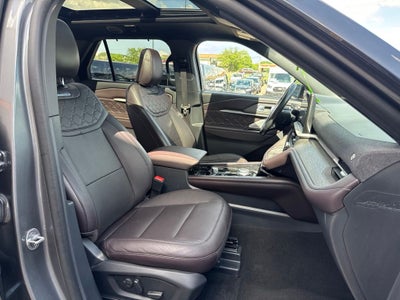 2025 Ford Explorer Platinum
