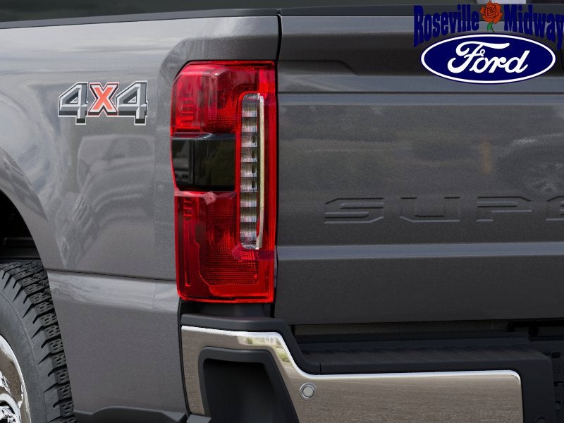 2027 Ford F-350SD Lariat
