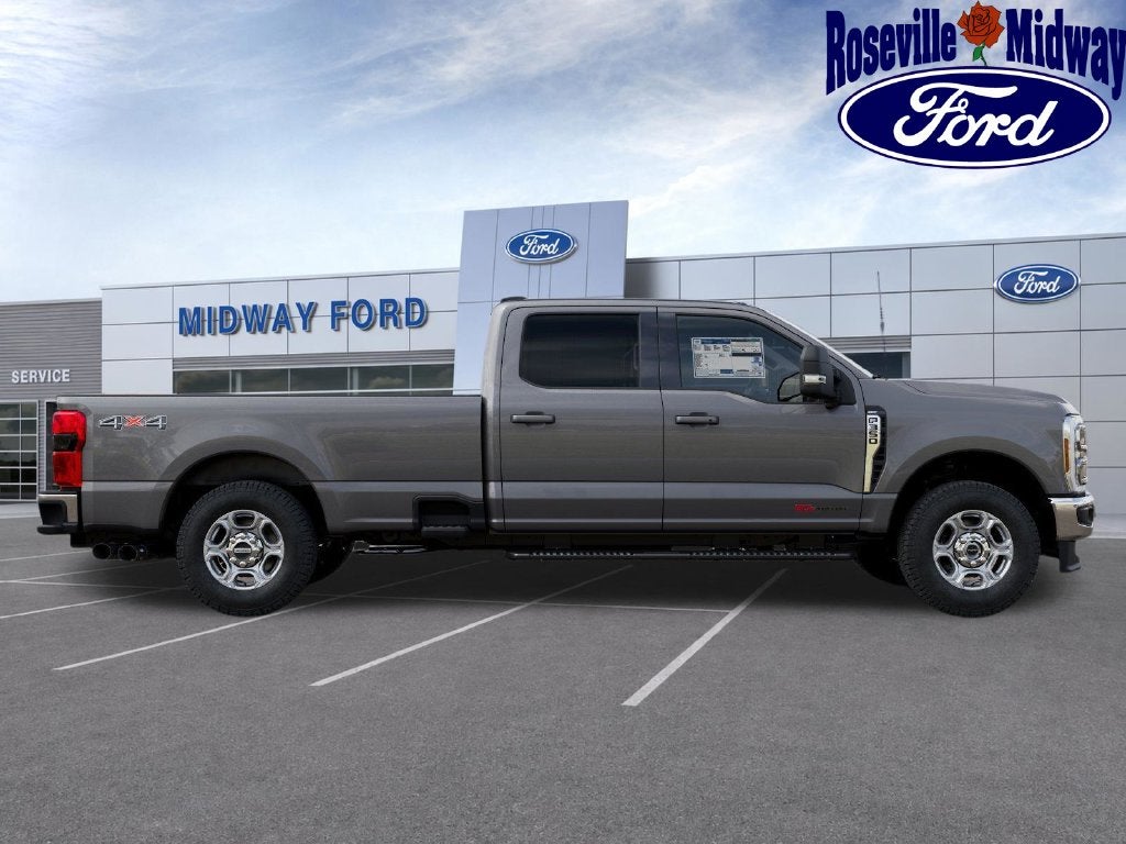 2027 Ford F-350SD XLT
