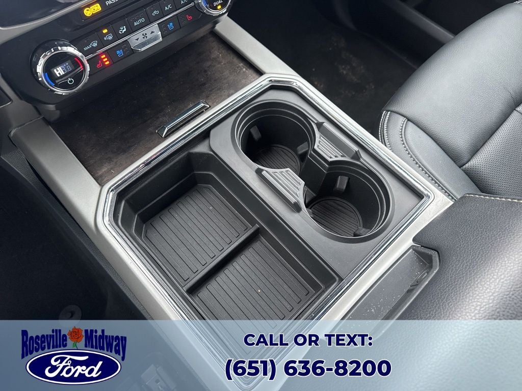 2022 Ford F-350SD Lariat Black Appearance Package