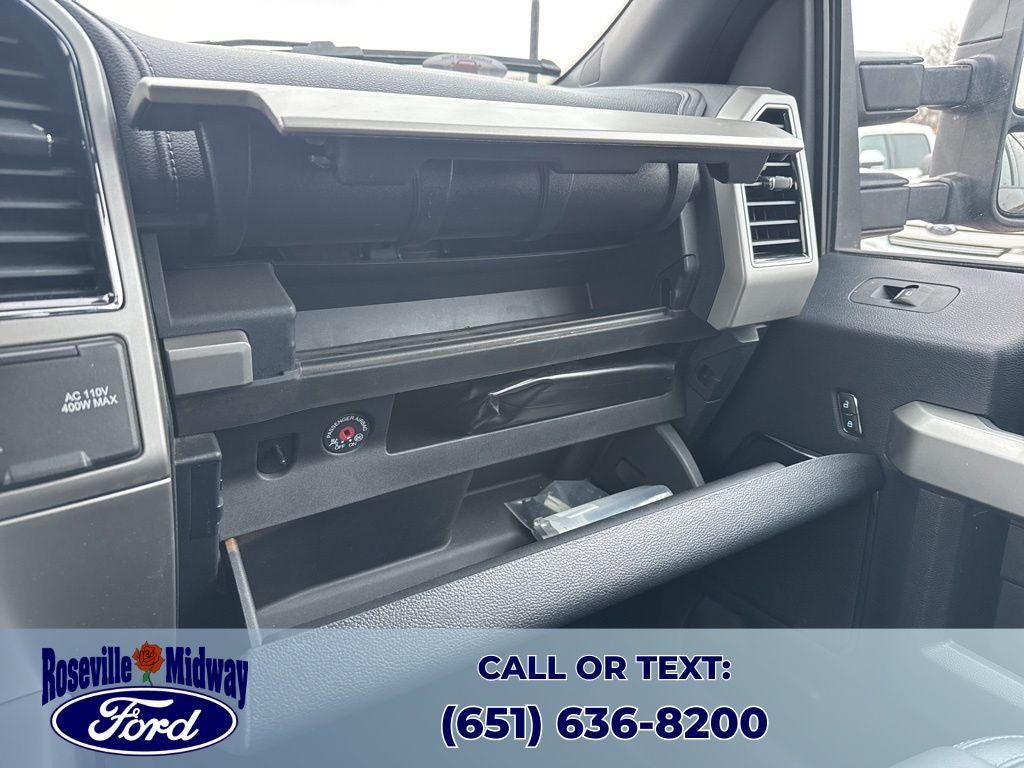 2022 Ford F-350SD Lariat Black Appearance Package