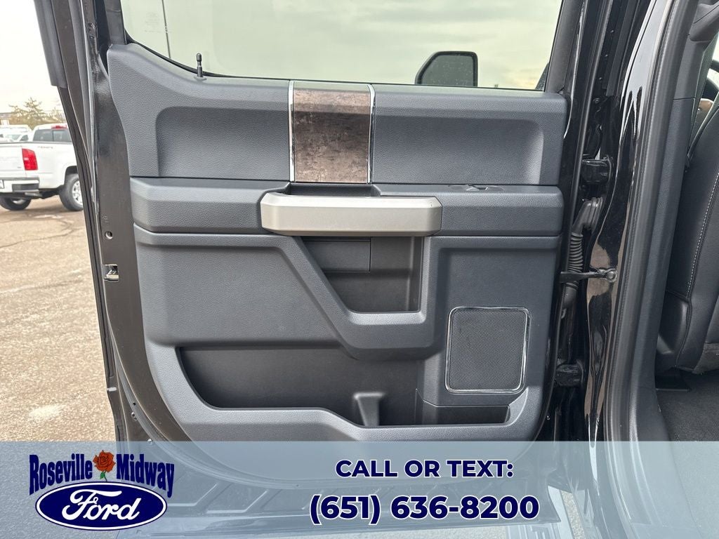 2022 Ford F-350SD Lariat Black Appearance Package