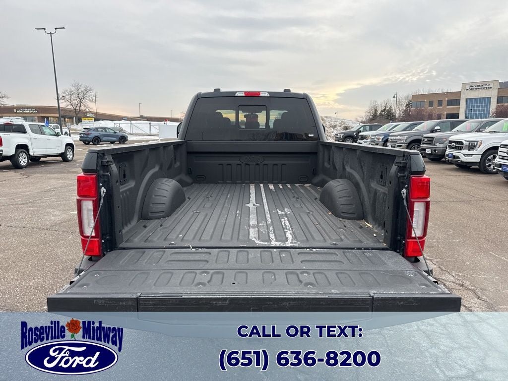 2022 Ford F-350SD Lariat Black Appearance Package