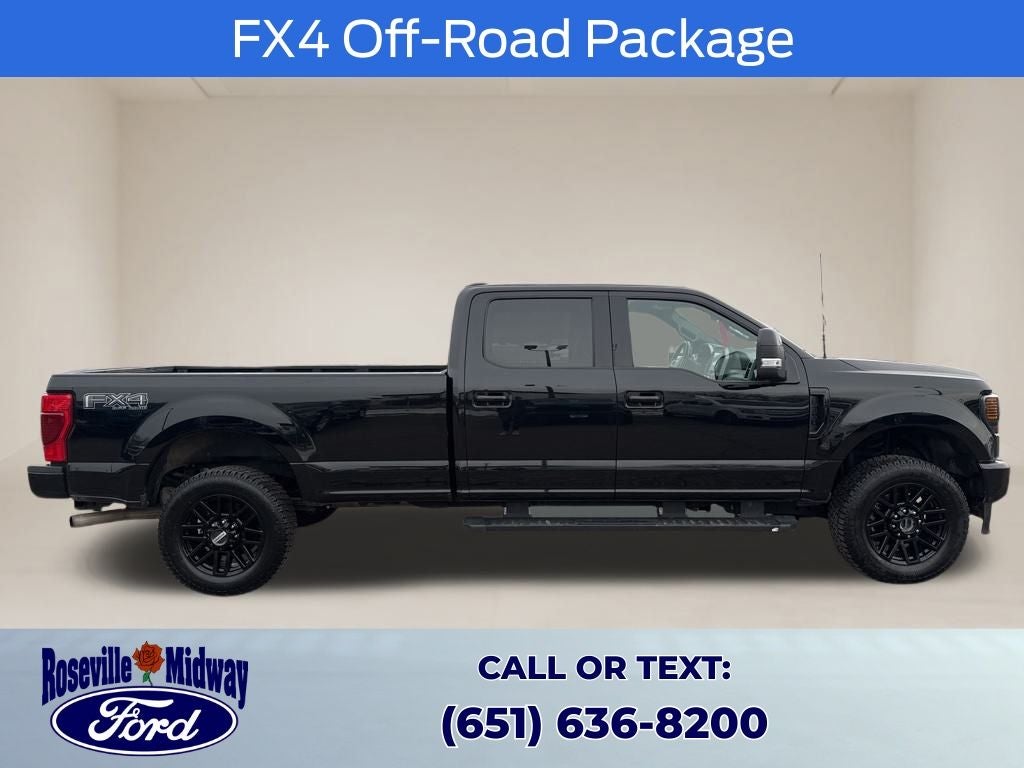 2022 Ford F-350SD Lariat Black Appearance Package