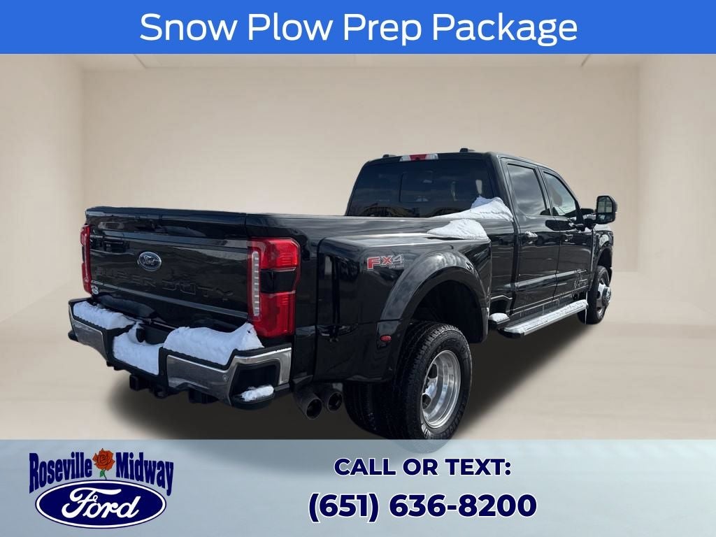 2023 Ford F-350SD Lariat DRW FX4