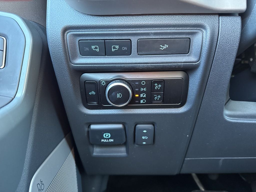 2023 Ford F-150 XLT Heritage Edition