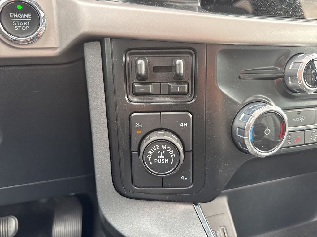 2023 Ford F-150 XLT Heritage Edition
