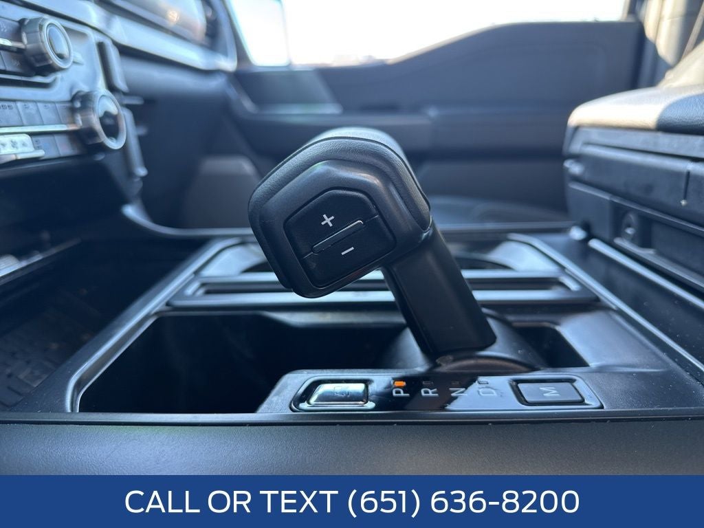 2025 Ford F-150 Lariat Black Appearance Package