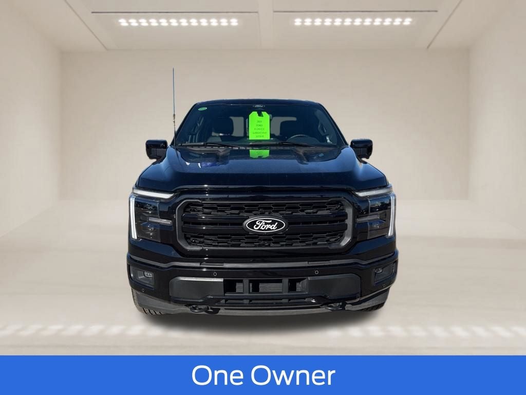 2025 Ford F-150 Lariat Black Appearance Package