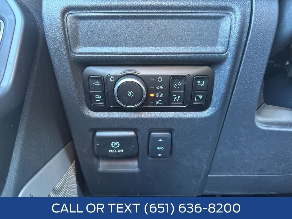 2025 Ford F-150 Lariat Black Appearance Package