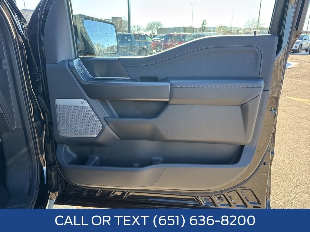 2025 Ford F-150 Lariat Black Appearance Package