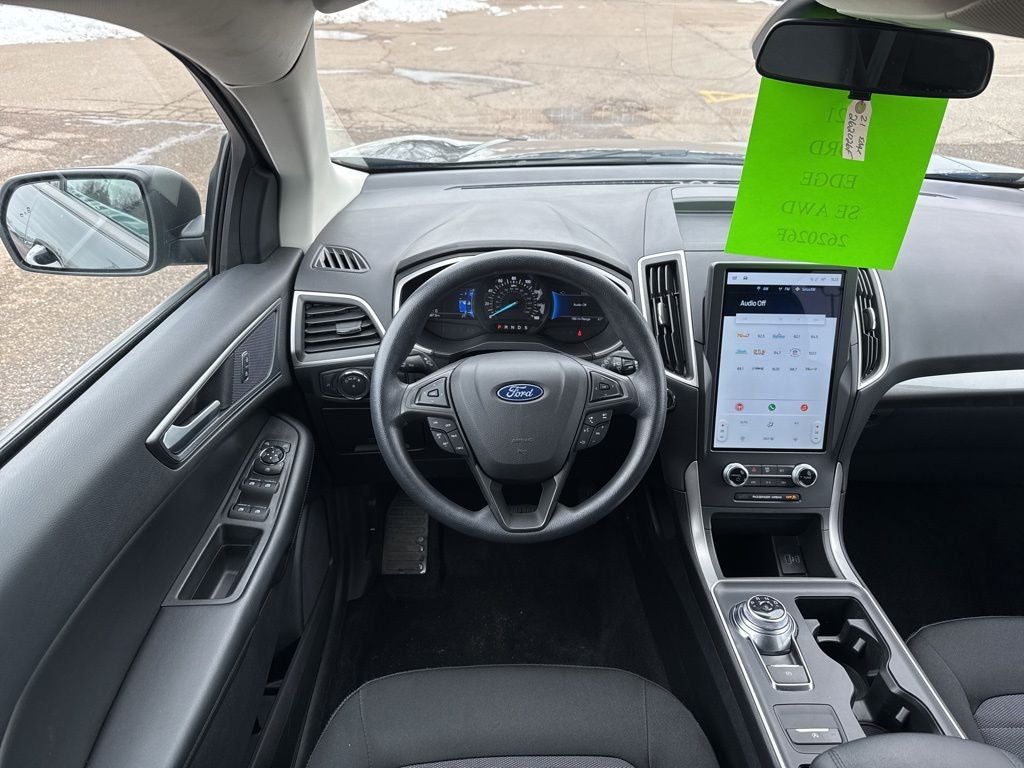 2021 Ford Edge SE
