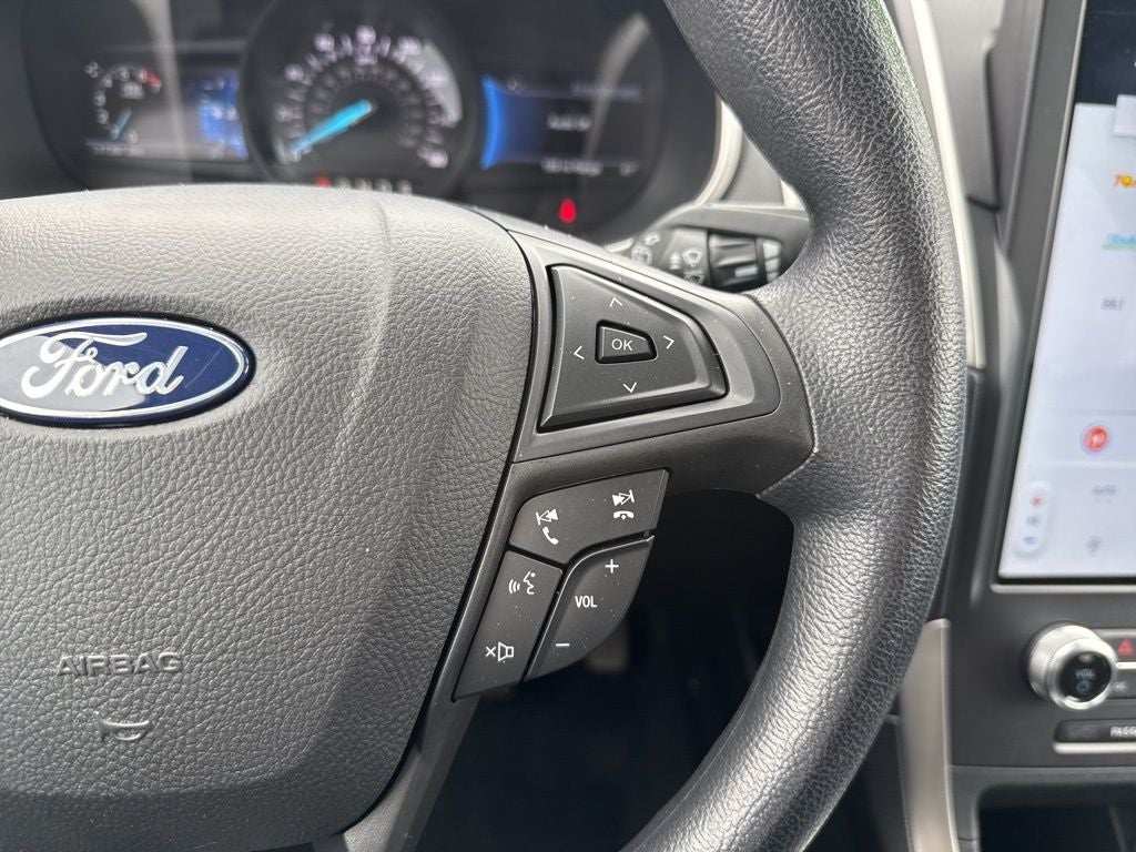 2021 Ford Edge SE