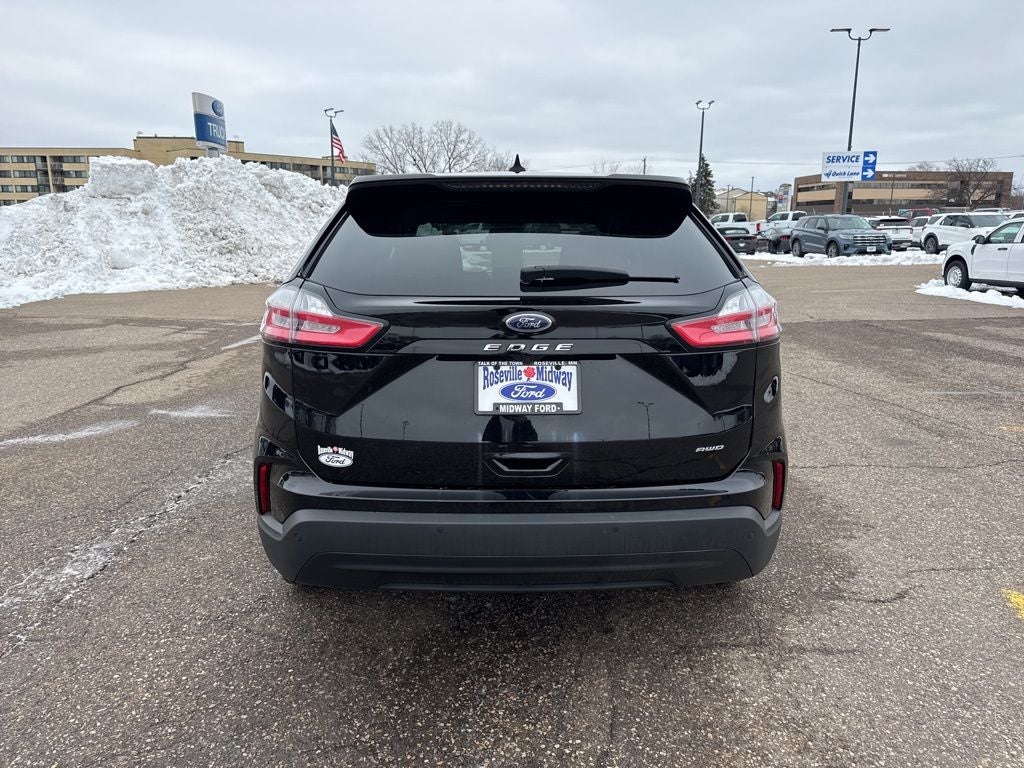 2021 Ford Edge SE