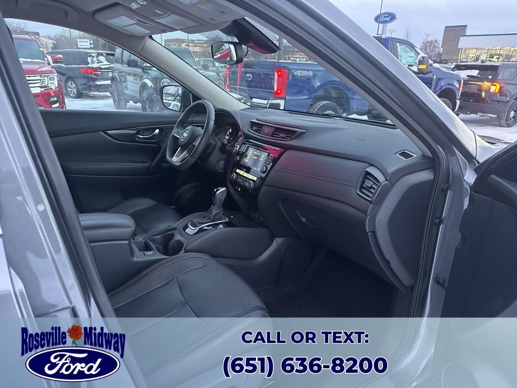 2020 Nissan Rogue SL