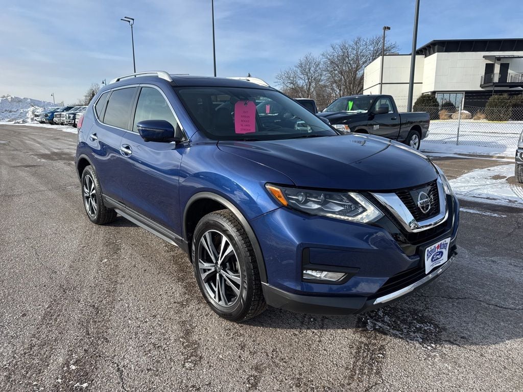 2017 Nissan Rogue SL Premium Package