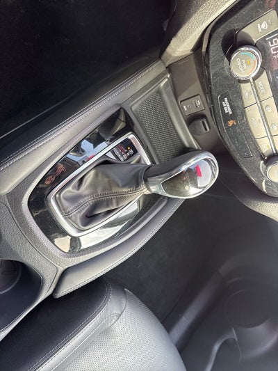 2017 Nissan Rogue SL Premium Package