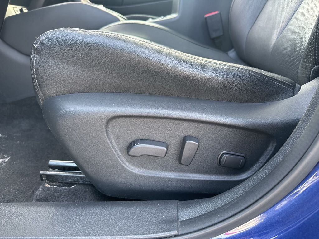 2017 Nissan Rogue SL Premium Package