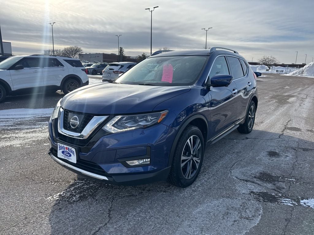 2017 Nissan Rogue SL Premium Package
