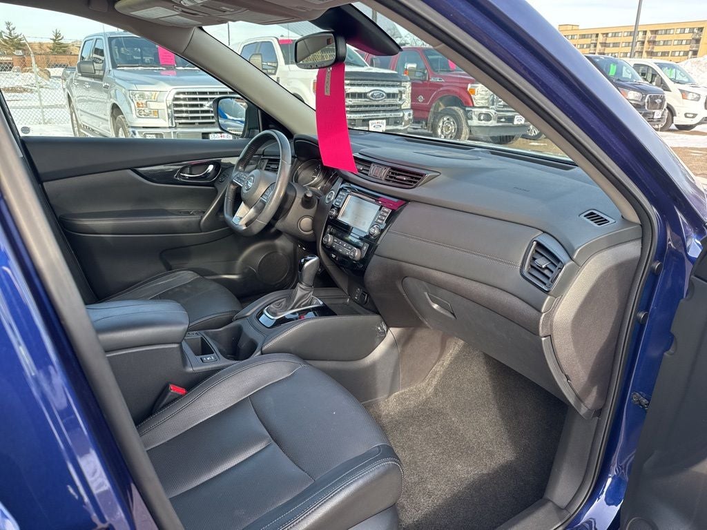 2017 Nissan Rogue SL Premium Package