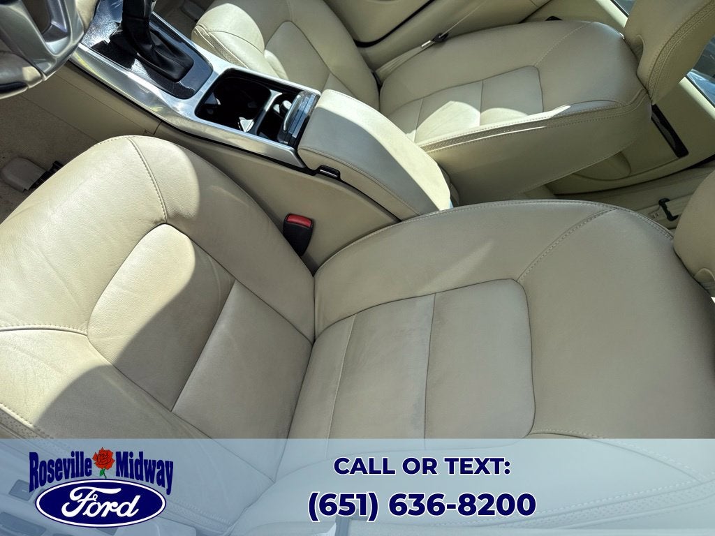 2016 Volvo XC70 T5 Platinum