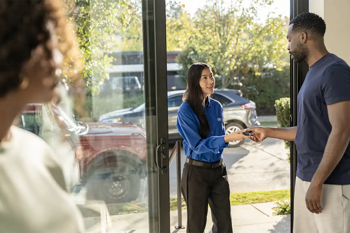 Midway Ford in Roseville MN